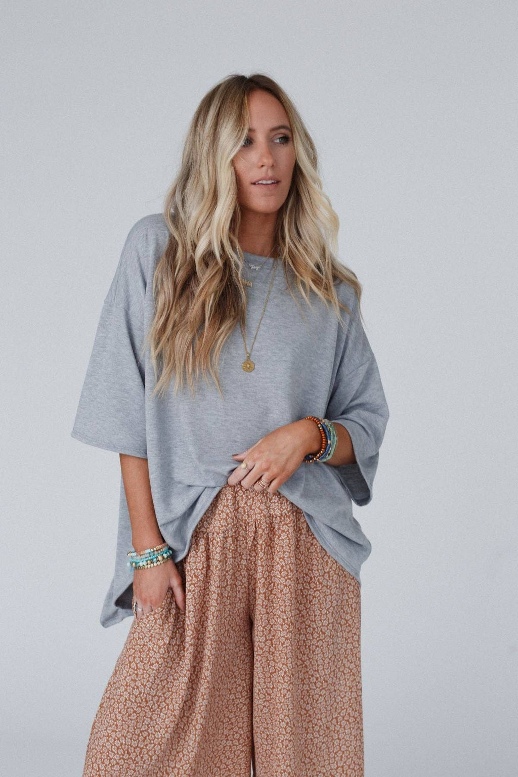 Must Have High Low Tee - Heather Gray: XL