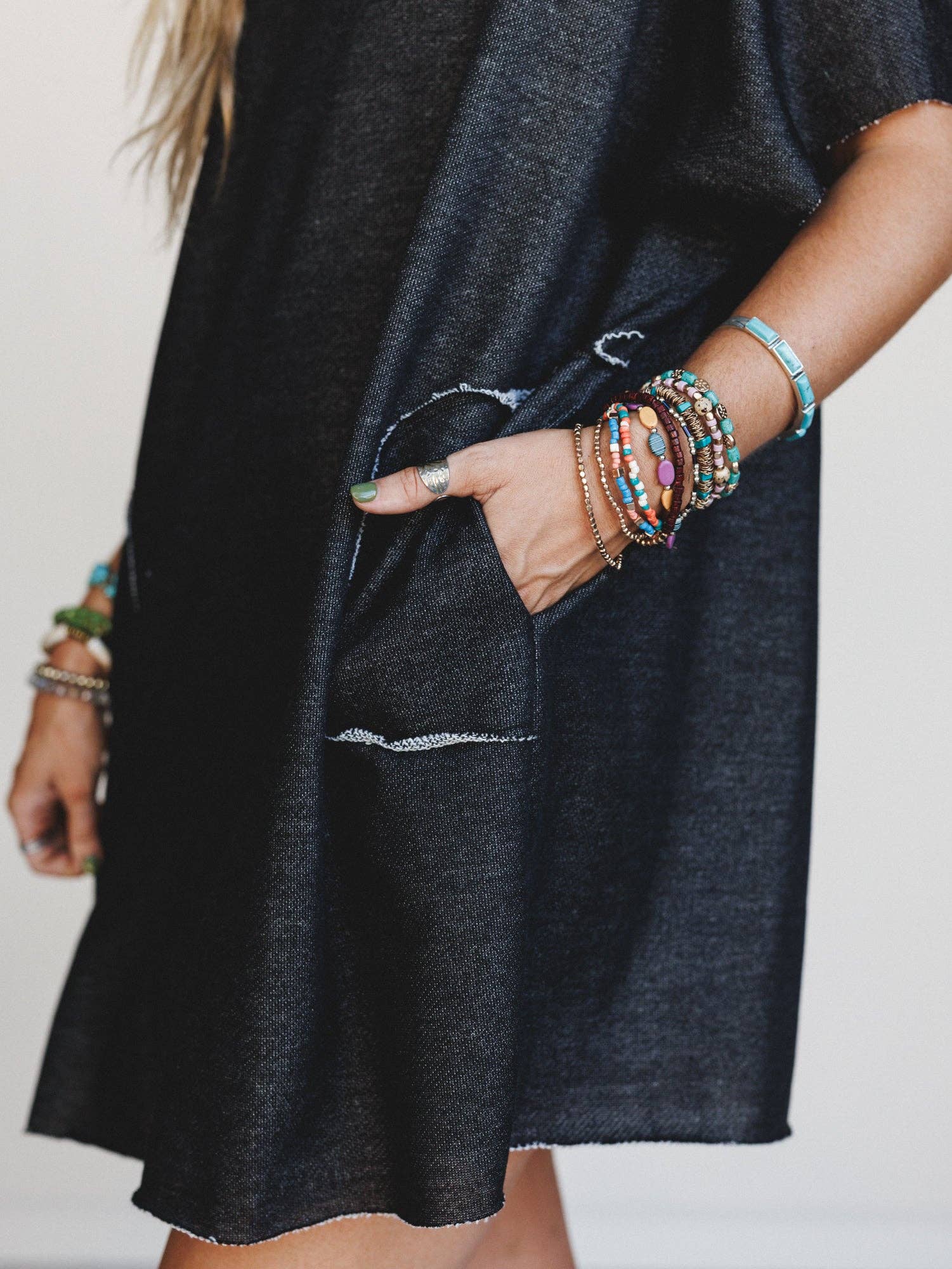 Laid Back Luxe Dress - Jet Black: Jet Black / L