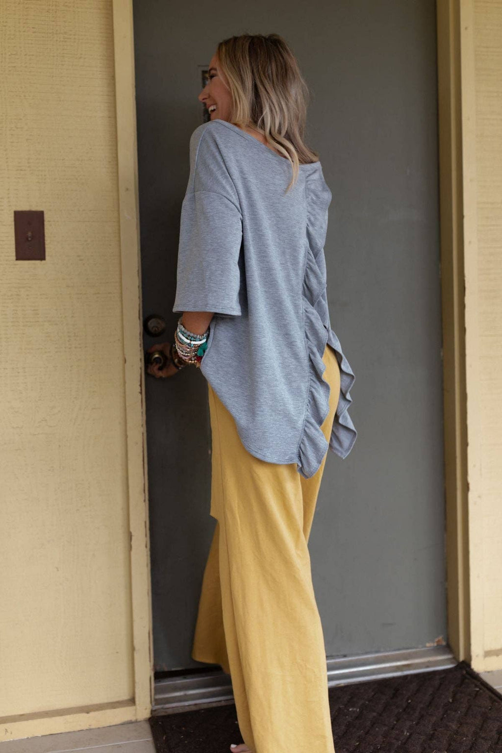 Must Have High Low Tee - Heather Gray: XL