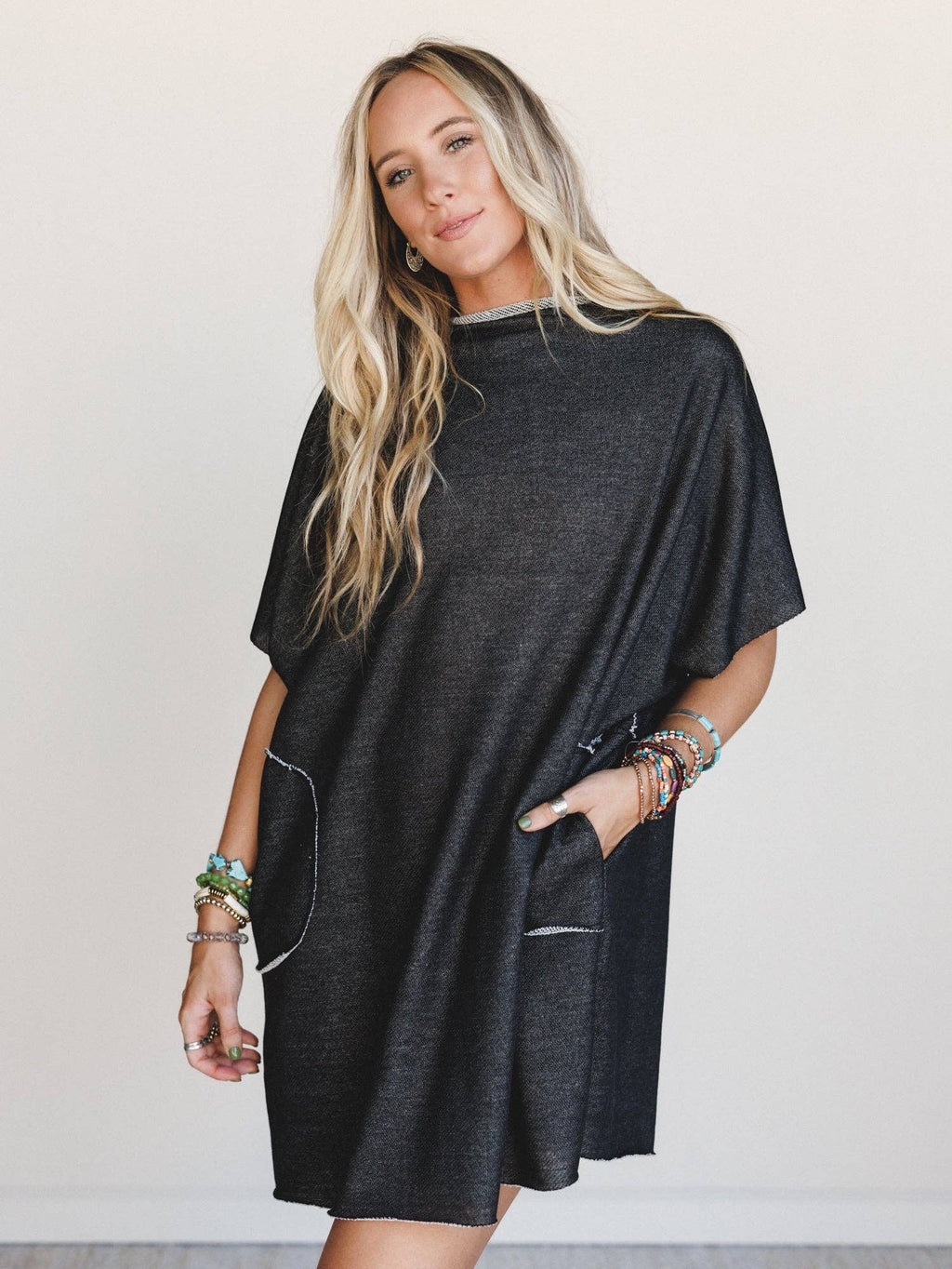 Laid Back Luxe Dress - Jet Black: Jet Black / M