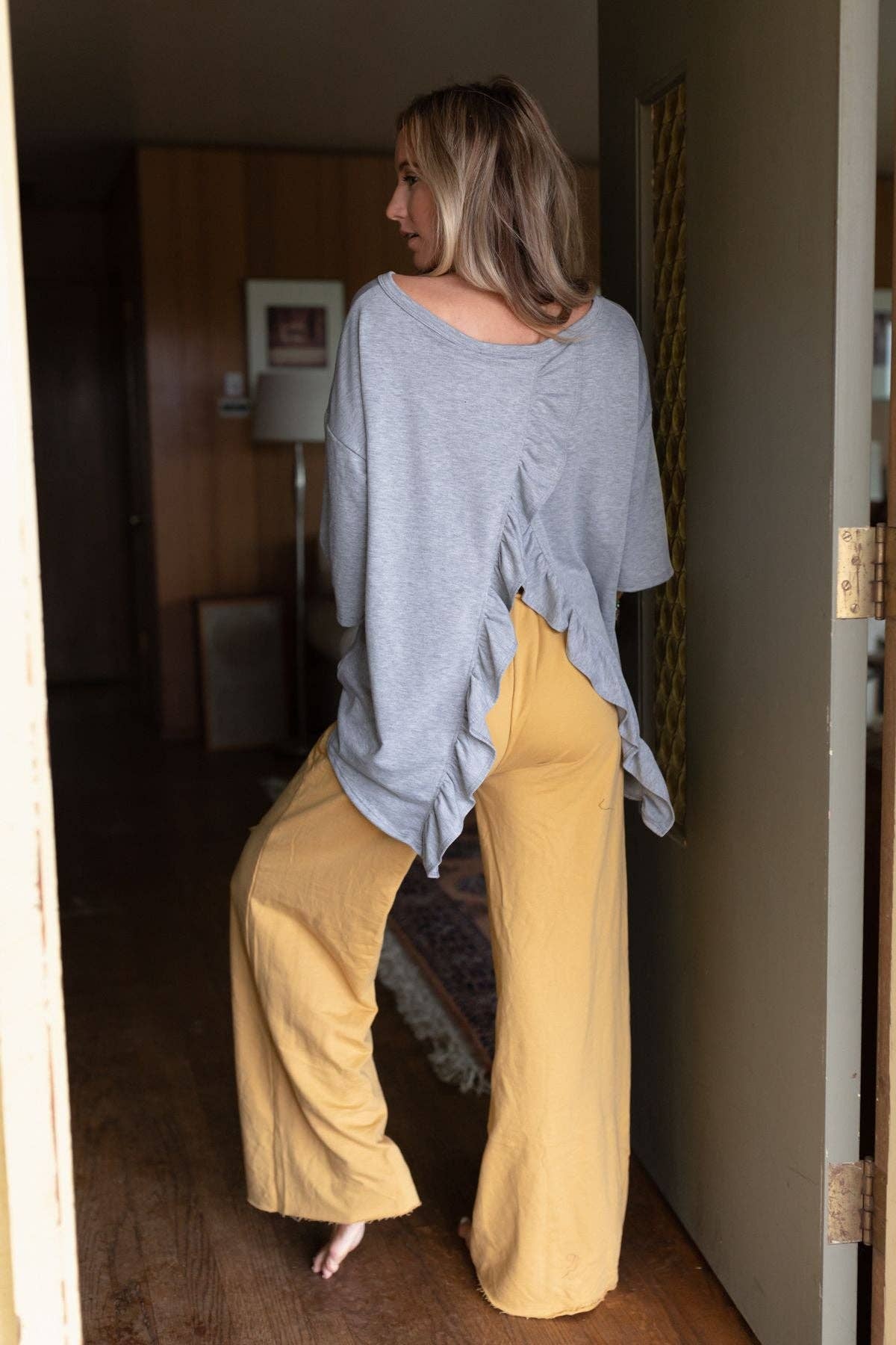 Must Have High Low Tee - Heather Gray: M