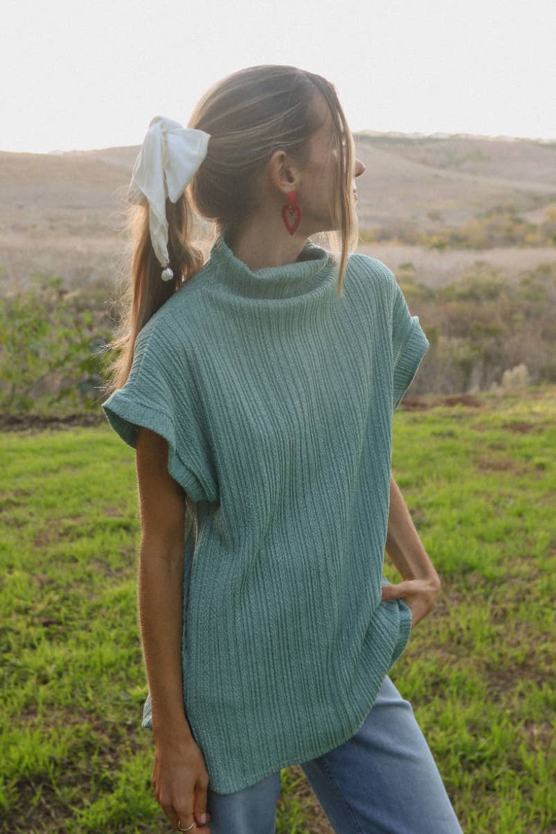 Anna Sweater Vest in Teal